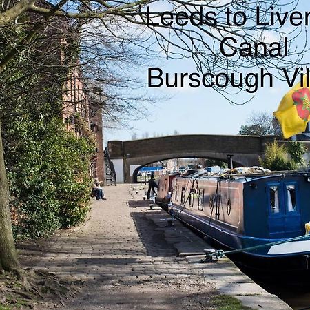 Idyllic Bungalow, Ideal Location In West Lancashire Burscough Kültér fotó